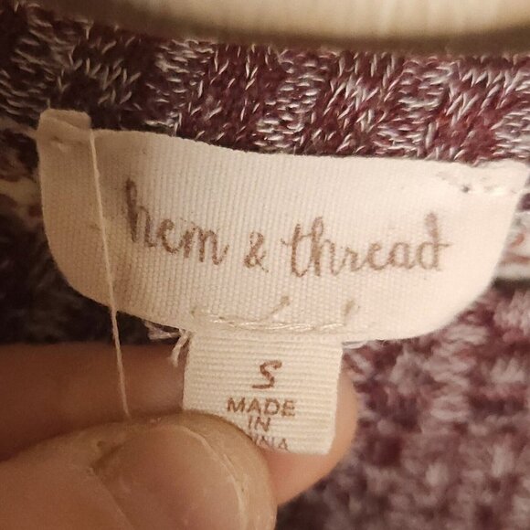 Hem & Thread Womens Maroon Paisley Mixed Material Silky Thermal Top Small - Picture 5 of 7